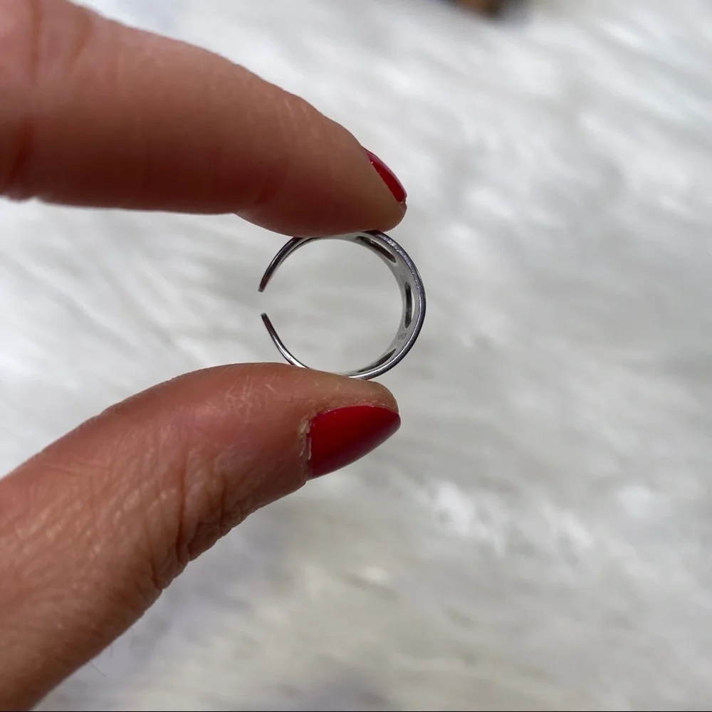 Vtg Sarah Coventry Silver Open Cutout Sides Mid Century Modern Ring Size 5.5